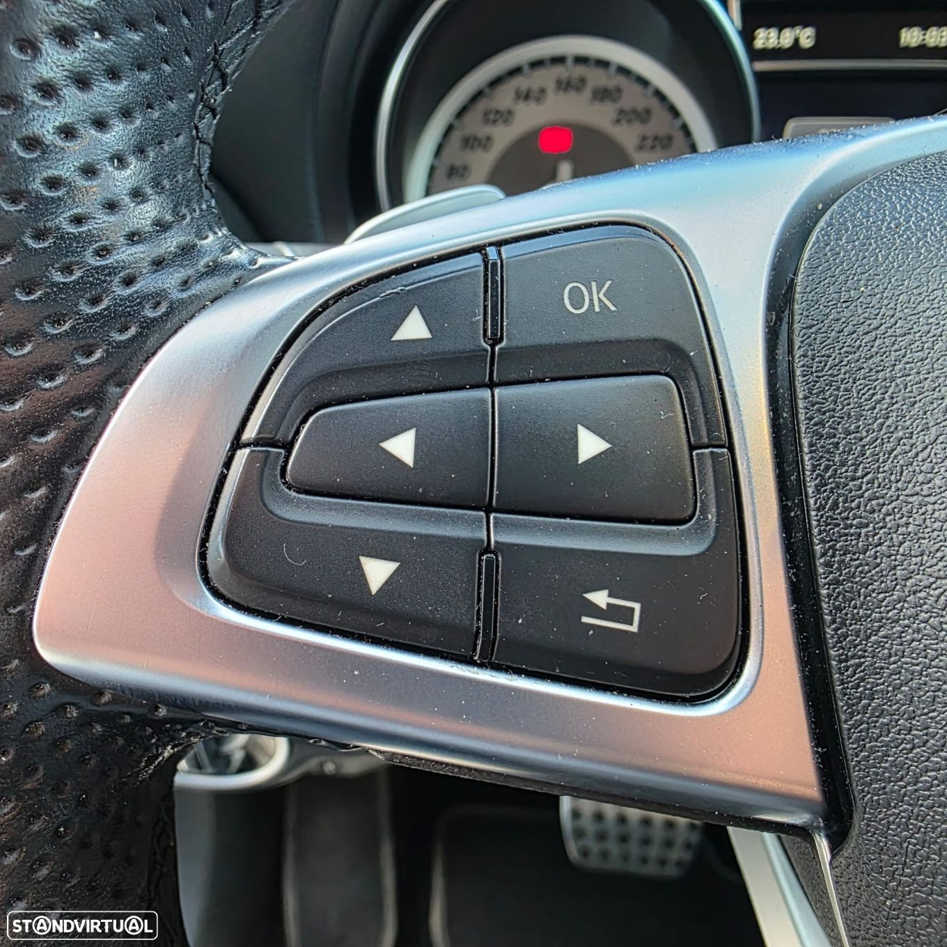 Mercedes-Benz GLA 220 d AMG Line - 21
