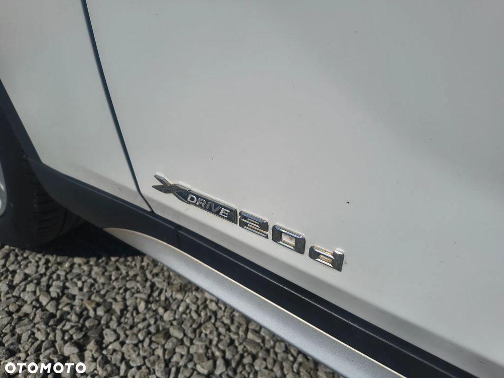 BMW X1 xDrive20d Sport Line - 11