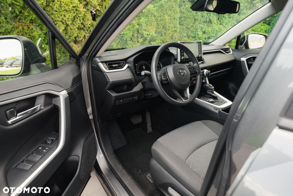 Toyota RAV4 - 10