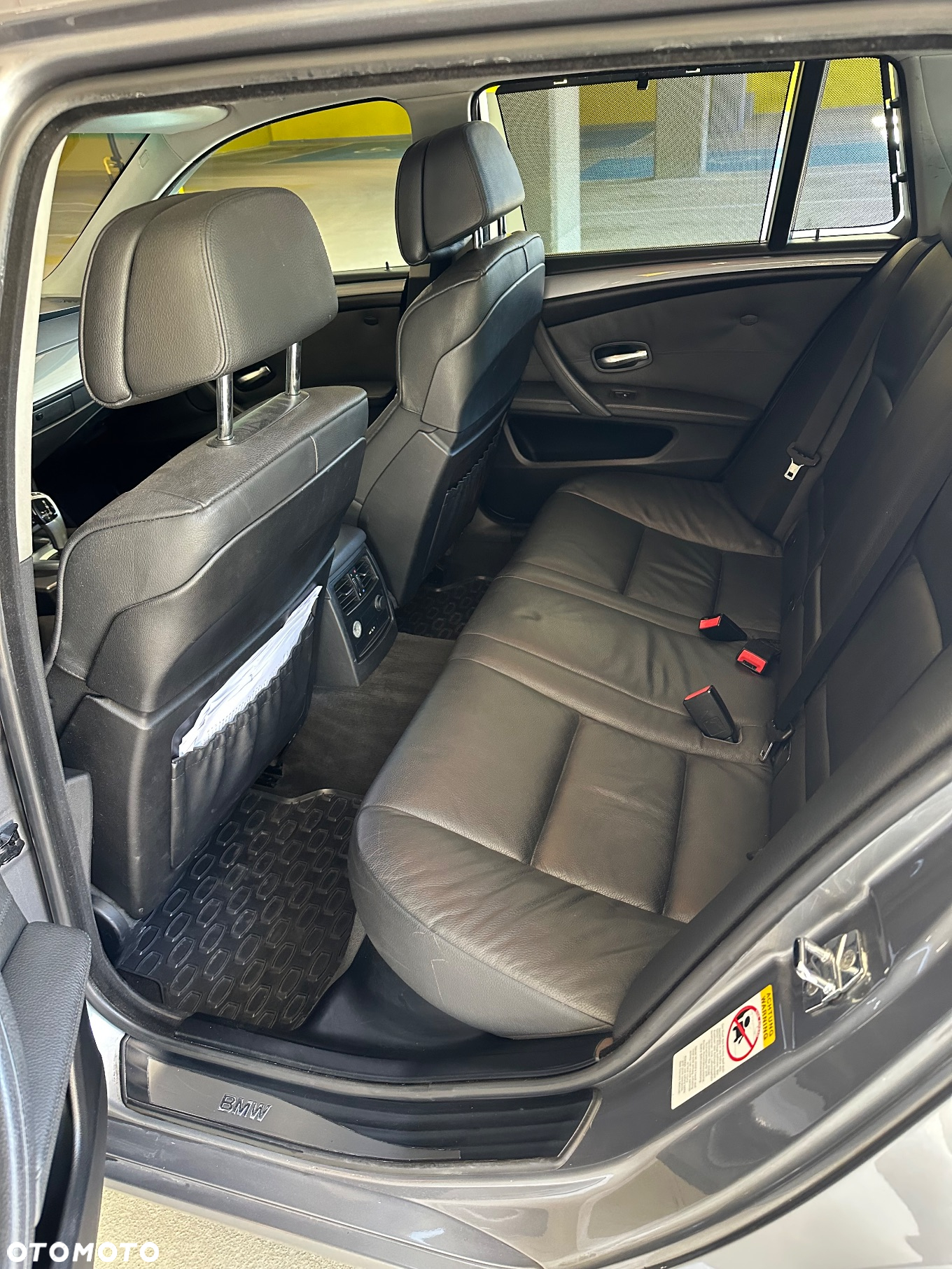 BMW Seria 5 530d xDrive Touring - 12