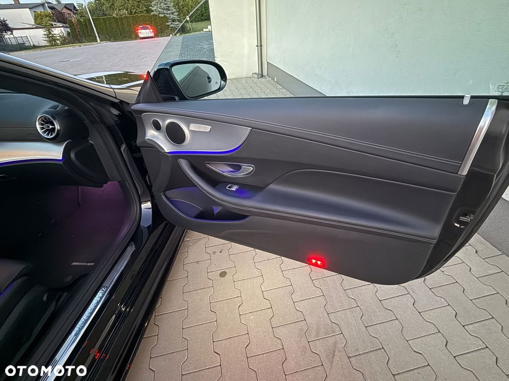 Mercedes-Benz Klasa E 200 9G-TRONIC - 15