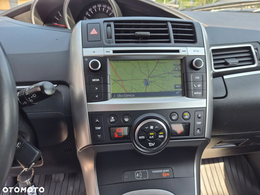 Toyota Verso 1.6 D-4D Prestige - 37