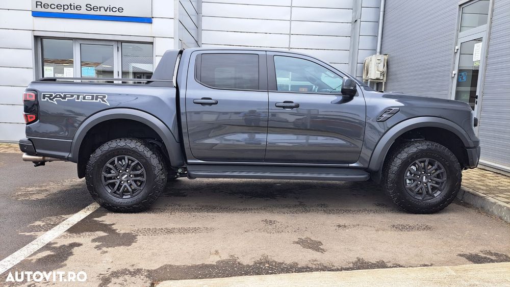Ford Raptor - 10