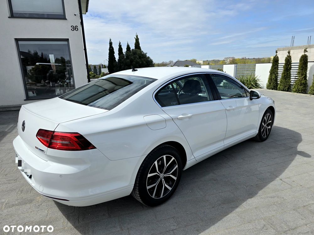 Volkswagen Passat 1.8 TSI BMT Highline DSG - 30