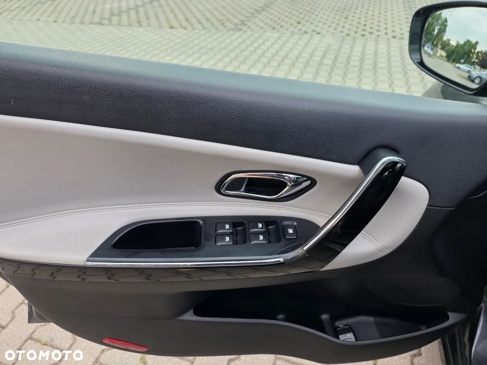Kia Ceed - 14
