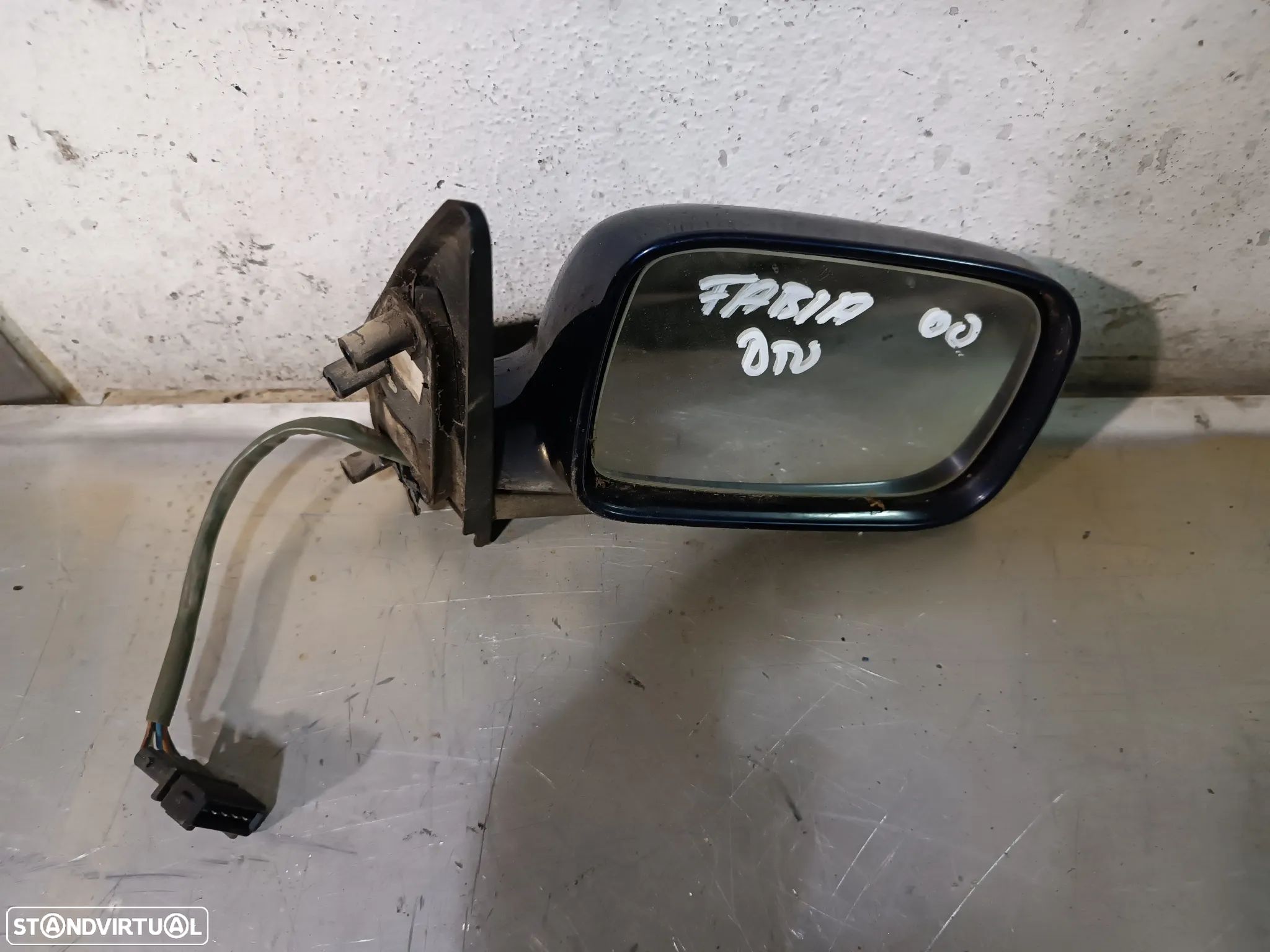 ESPELHO RETROVISOR SKODA FELICIA 98-01 -DIREITO - 1