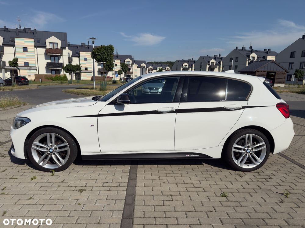 BMW Seria 1 120d xDrive M Sport sport - 4