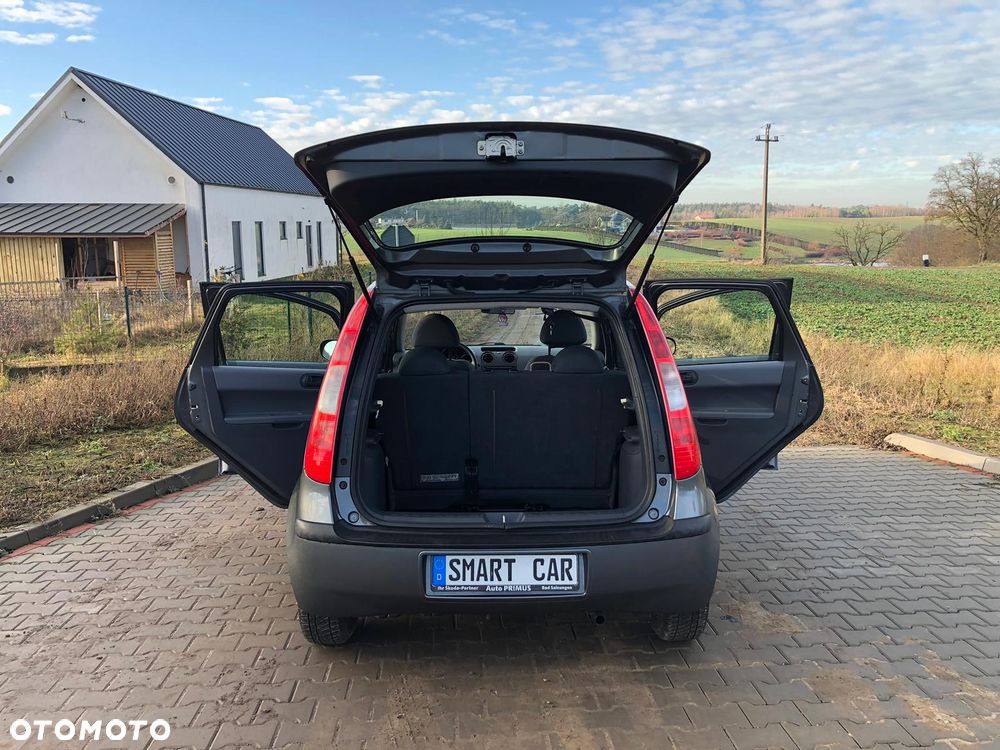 Mitsubishi Colt - 24