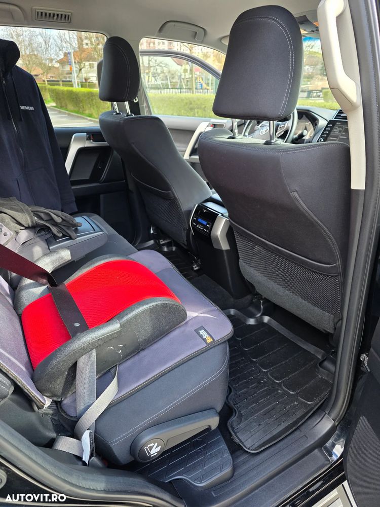 Toyota Land Cruiser 2.8l D-4D 204 CP A/T 7 locuri Executive - 16