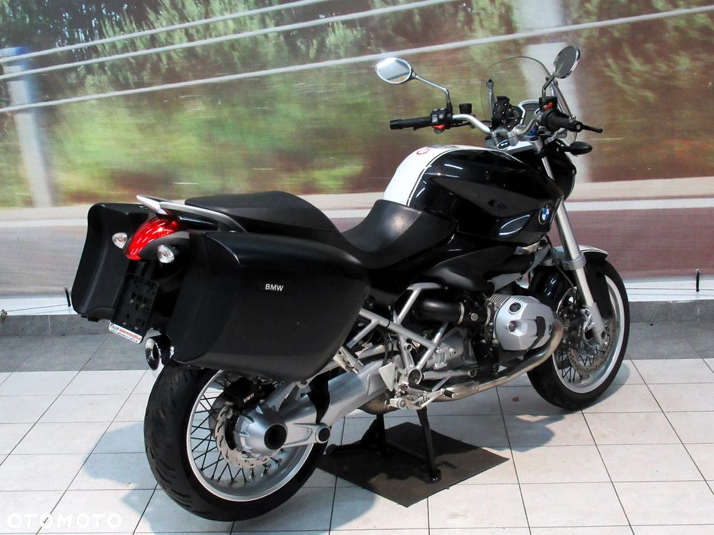 BMW R - 8