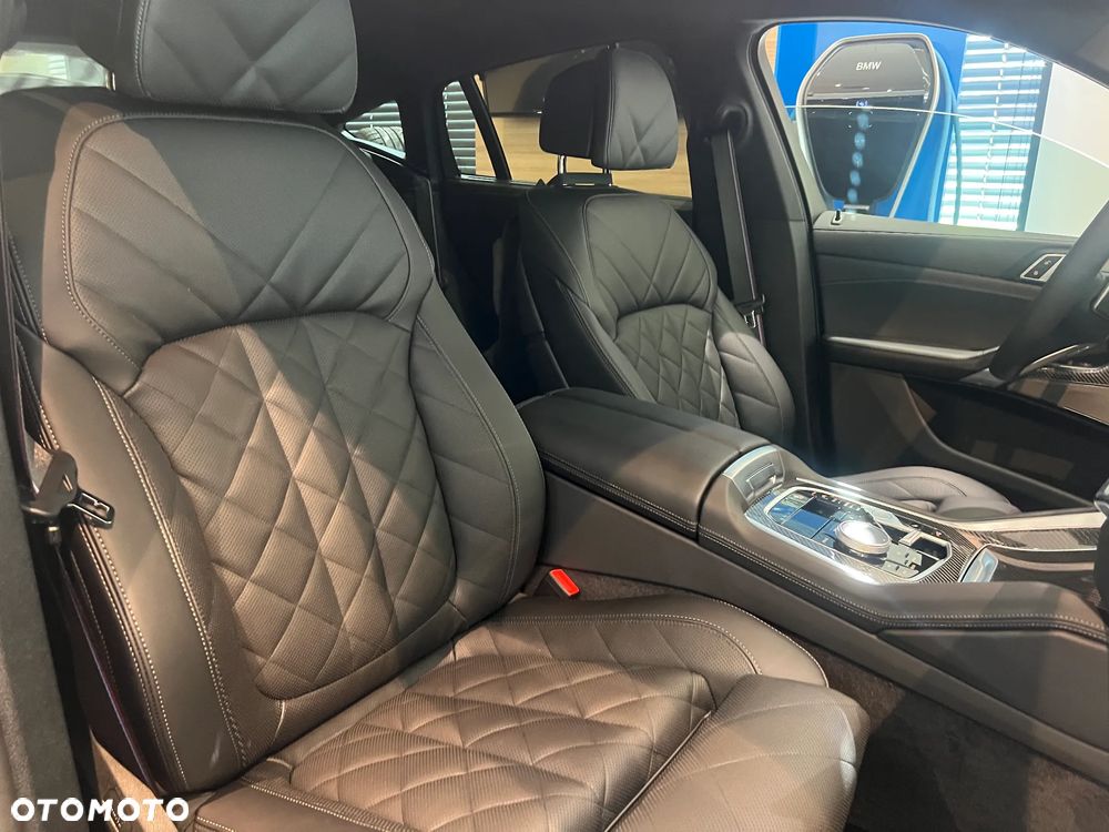 BMW X6 xDrive30d mHEV - 9