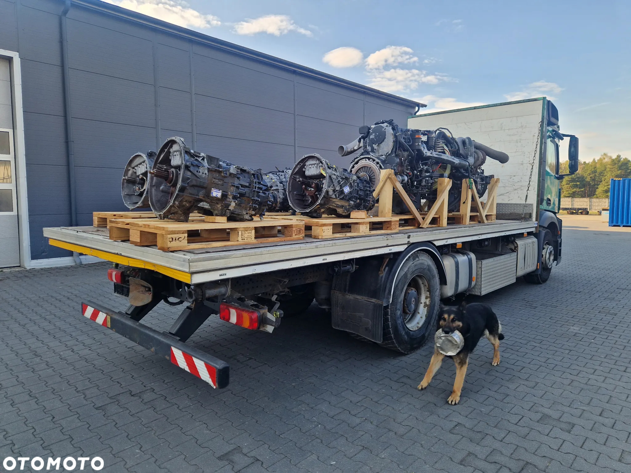 Mercedes-Benz Arocs 1843 4x2 Platforma Zwolnice Euro 6 Skrzynia - 6