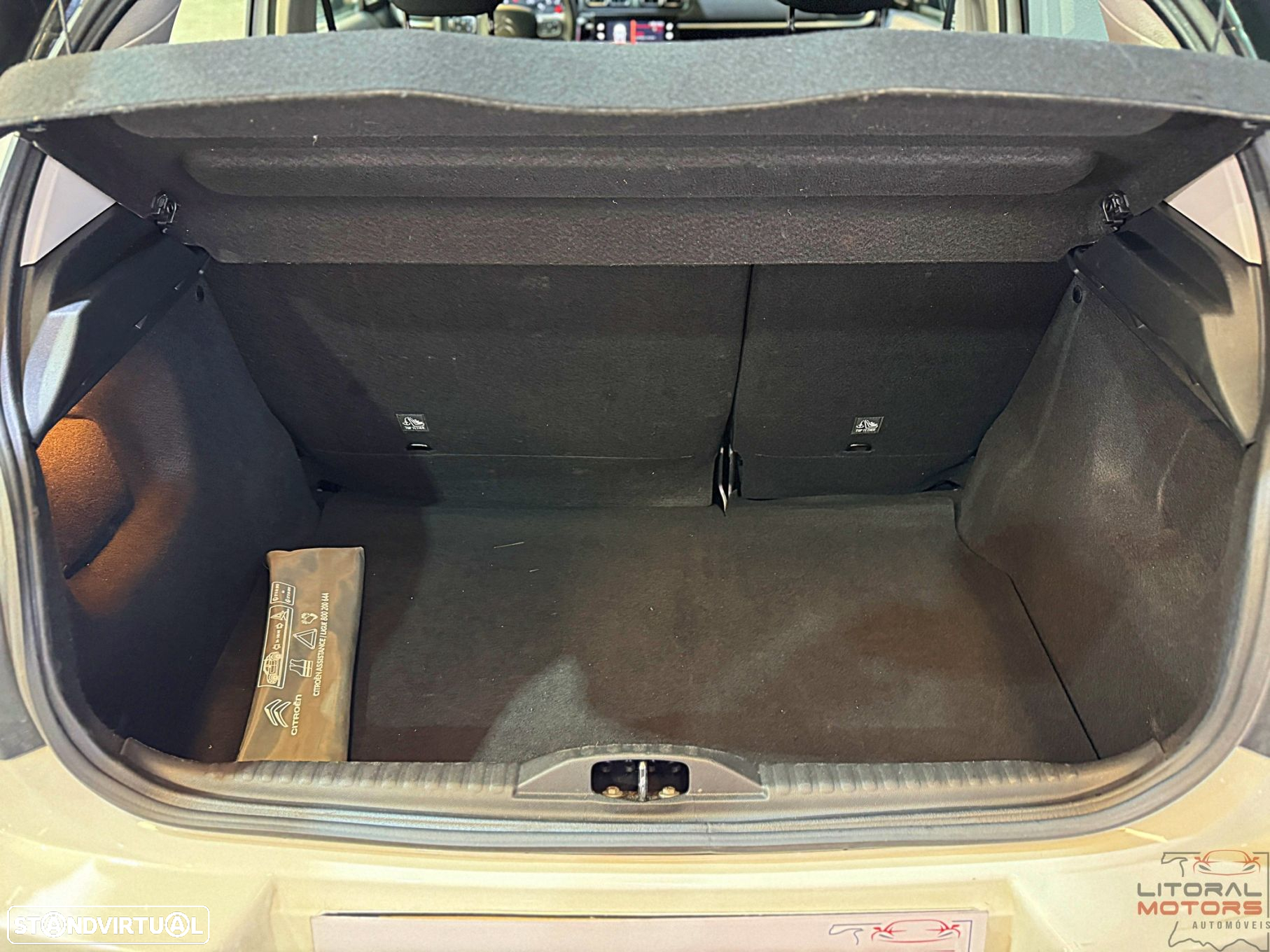 Citroën C3 1.2 PureTech C-Series - 10