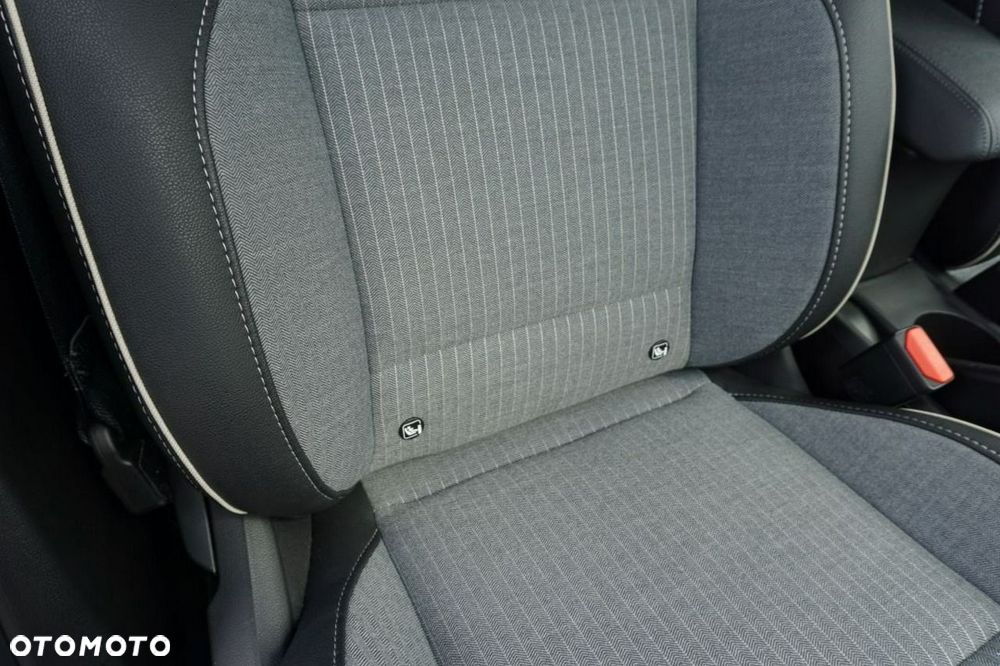 Renault Clio 1.6 E-TECH Techno - 30
