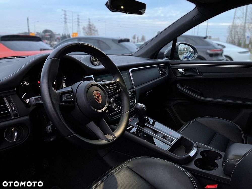 Porsche Macan - 21