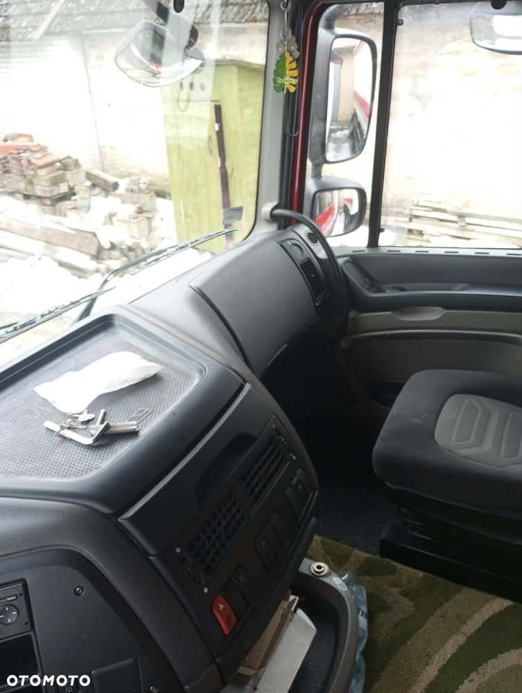 DAF FAR XF 105.460T - 5