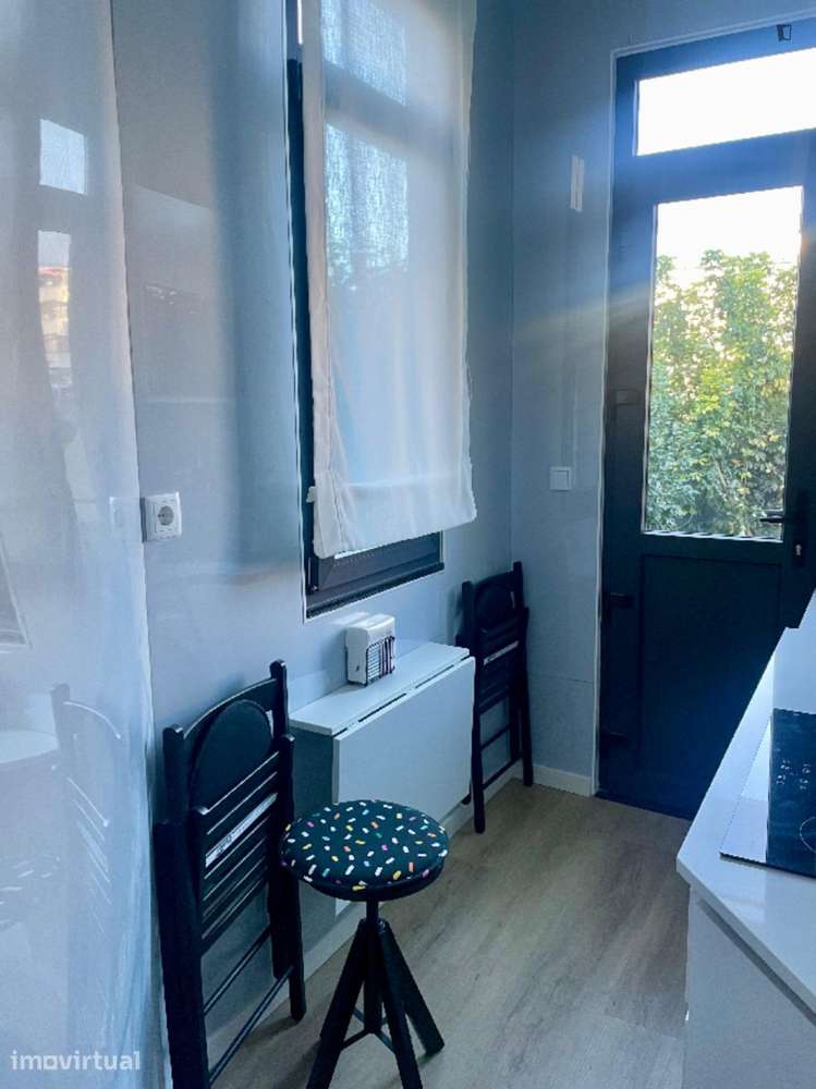 Apartamento com 1 quartos - localizado em Santo Ildefonso Porto - Grande imagem: 4/9