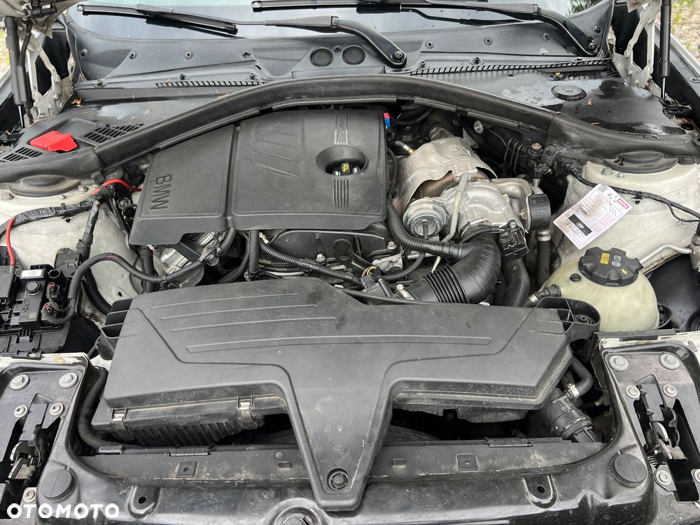 BMW Seria 1 118i - 16