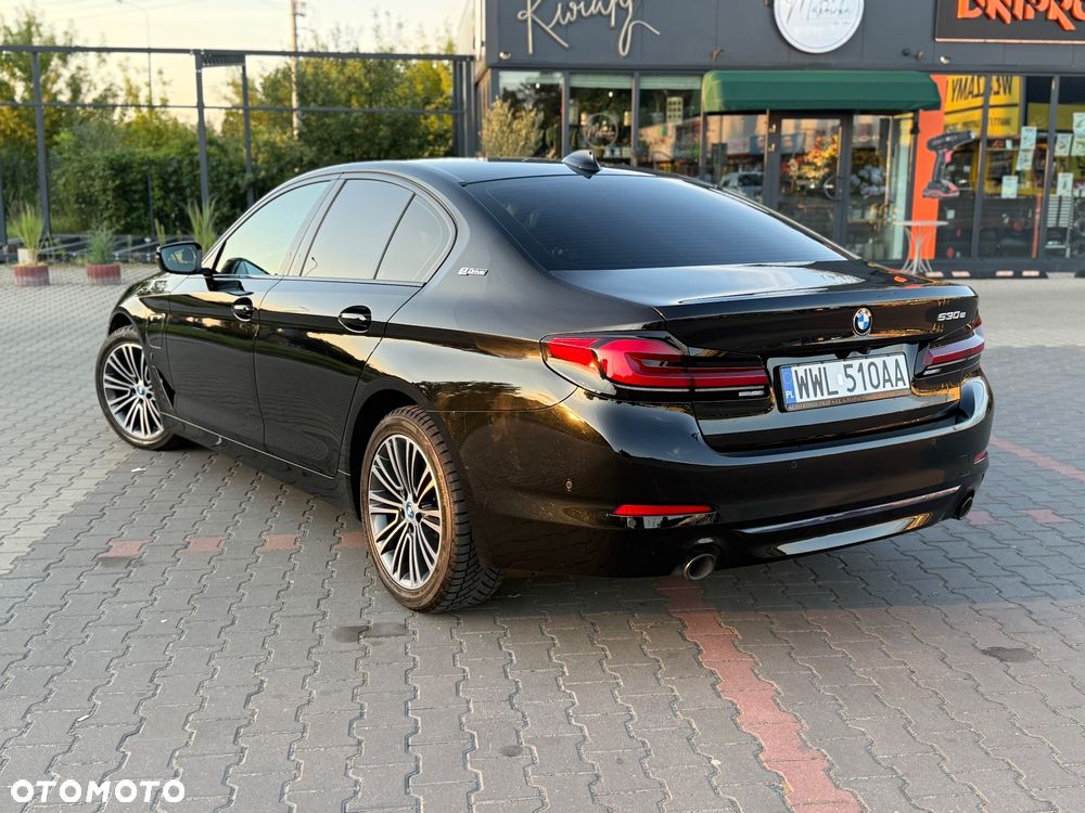 BMW Seria 5 530e iPerformance Sport Line sport - 4
