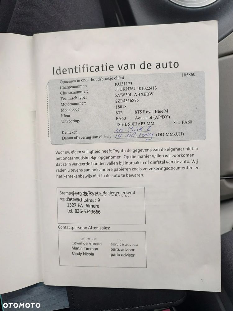 Toyota Prius 1.8 HSD Sol - 14