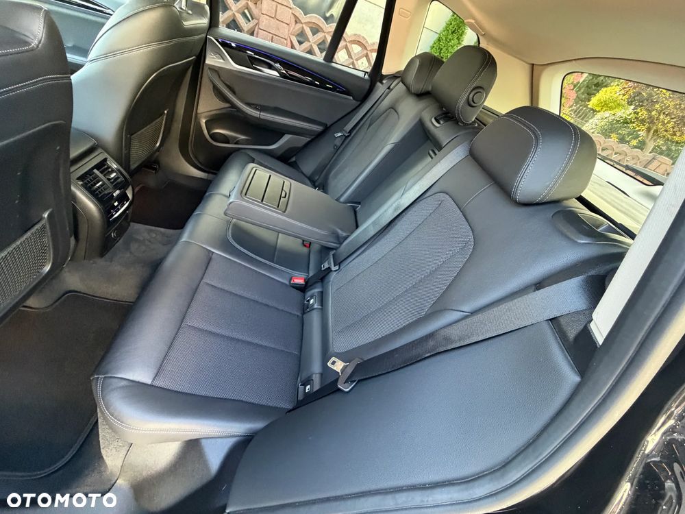 BMW X3 xDrive20i GPF xLine - 31