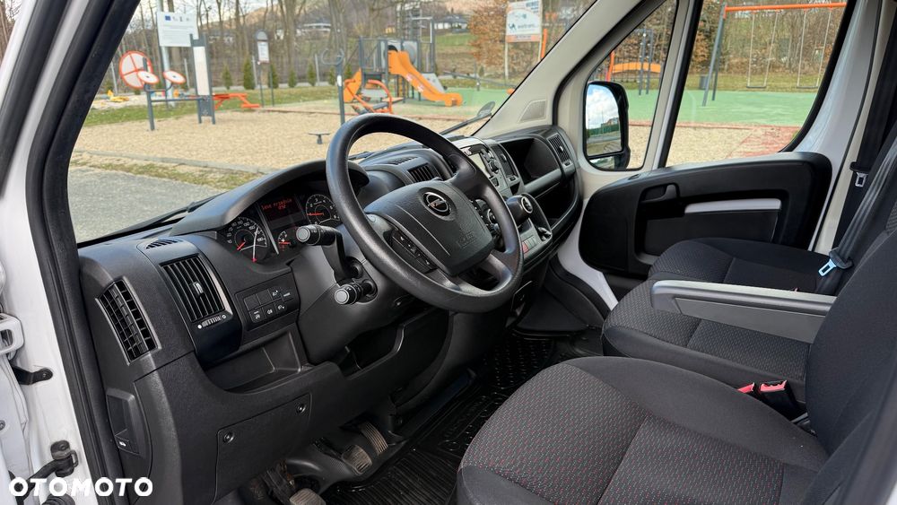 Opel Movano - 10