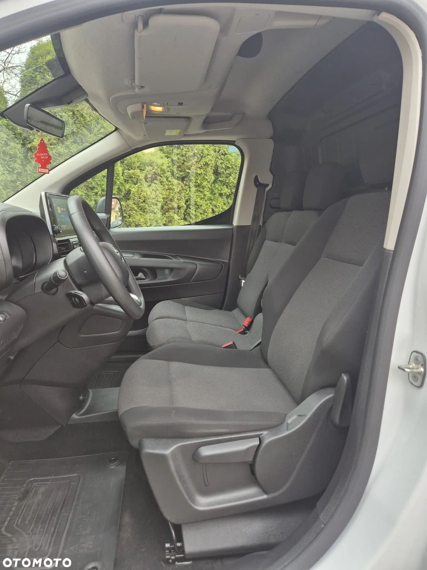 Toyota Proace CITY 1.5d - 13