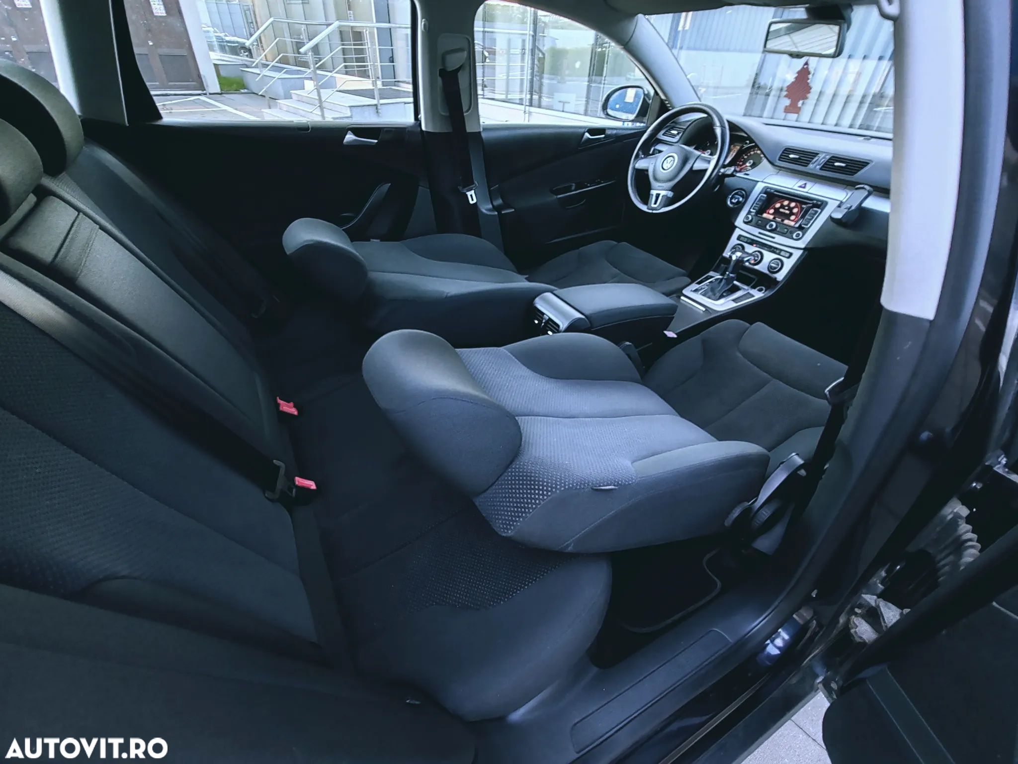 Volkswagen Passat Variant 2.0 TDI DPF DSG Comfortline - 11