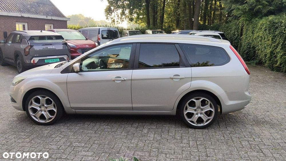 Ford Focus - 11