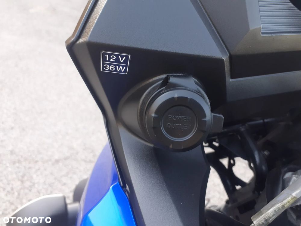 Suzuki DL - 33
