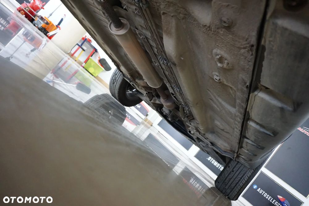 Dacia Duster 1.6 16V 4x2 - 13