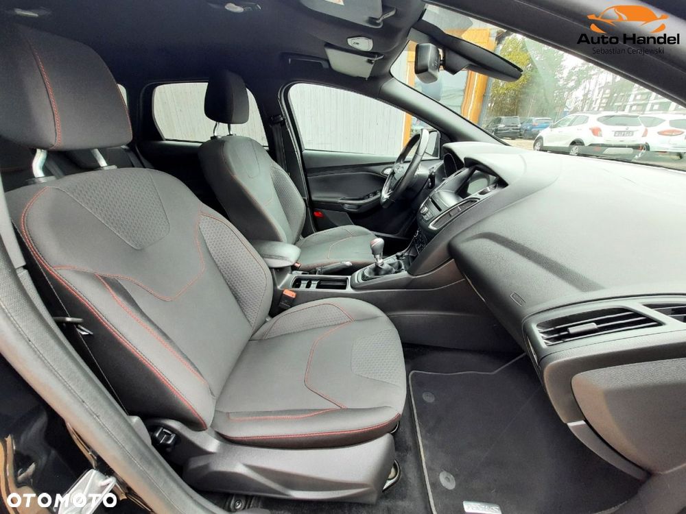 Ford Focus 1.5 EcoBoost STart-Stopp-System ST-LINE - 41