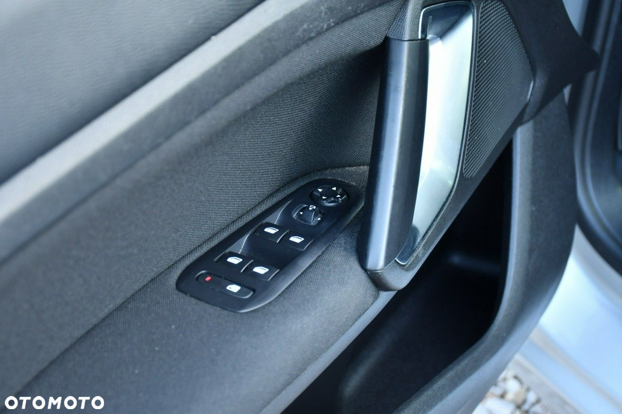 Peugeot 308 - 27