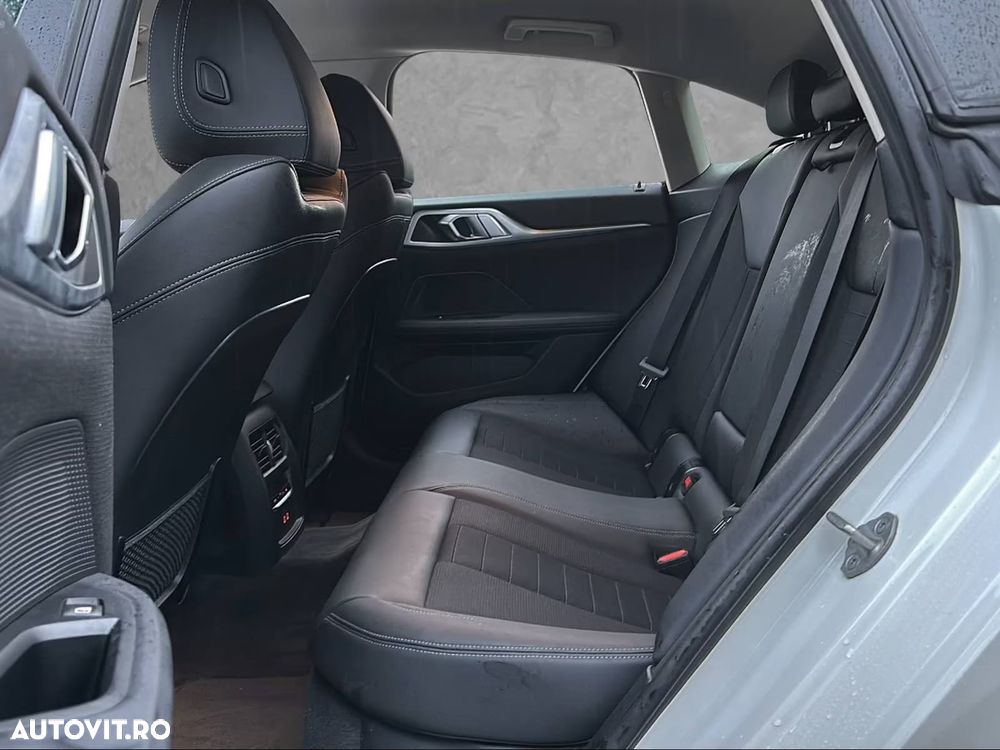 BMW i4 eDrive40 - 11