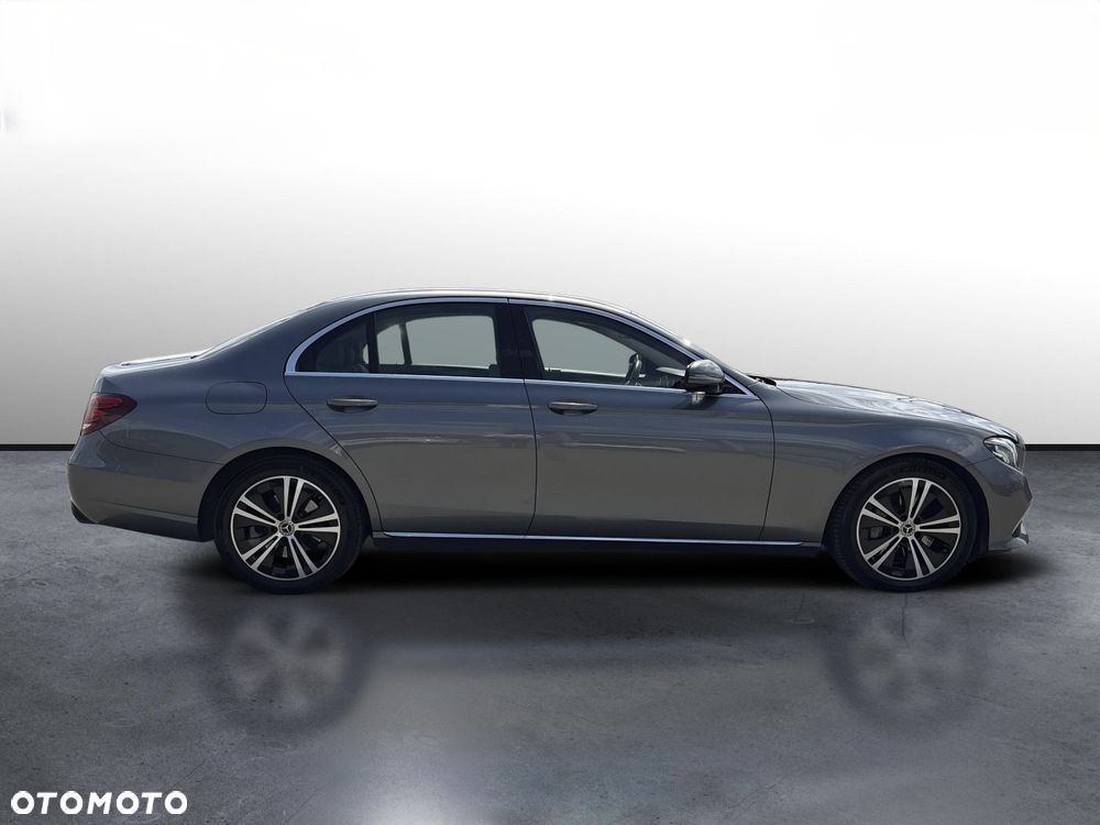 Mercedes-Benz Klasa E - 6