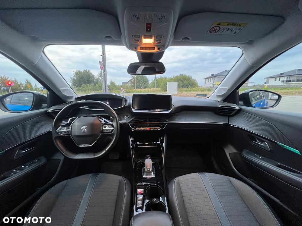 Peugeot 208 1.2 PureTech Allure Pack S&S EAT8 - 8