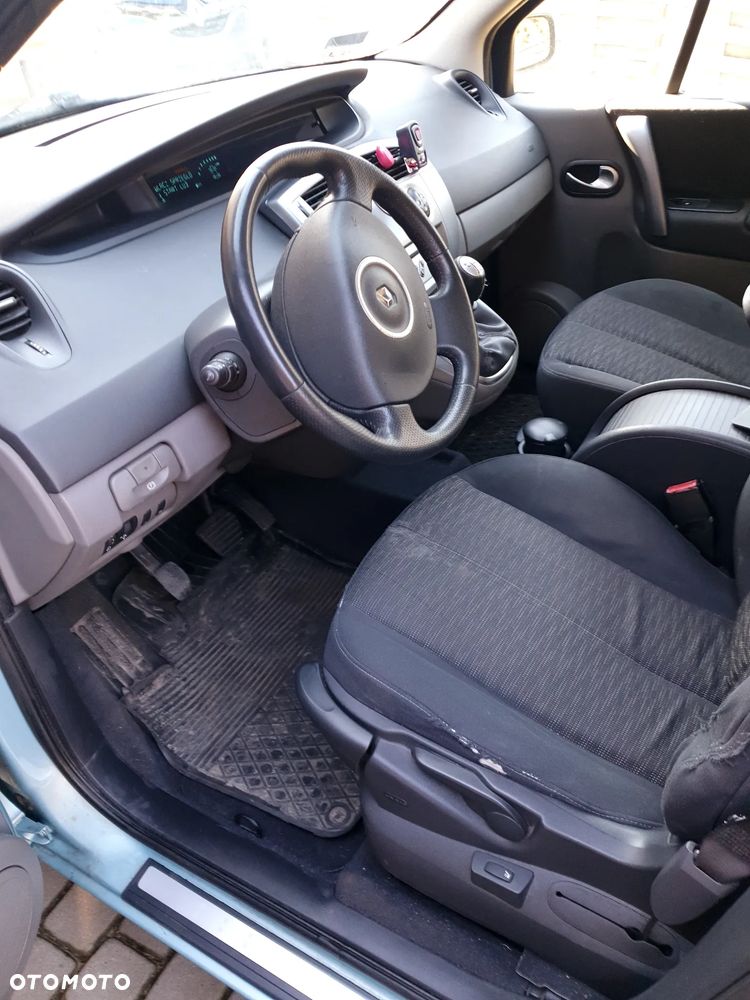 Renault Scenic 1.6 16V Family - 2