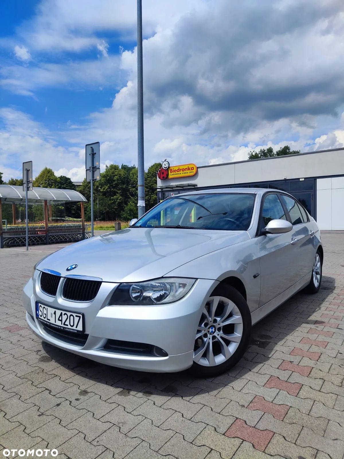 BMW Seria 3 318i - 1