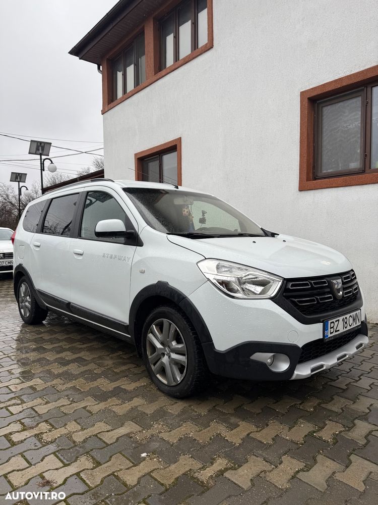 Dacia Lodgy 1.6 102 CP Stepway - 1