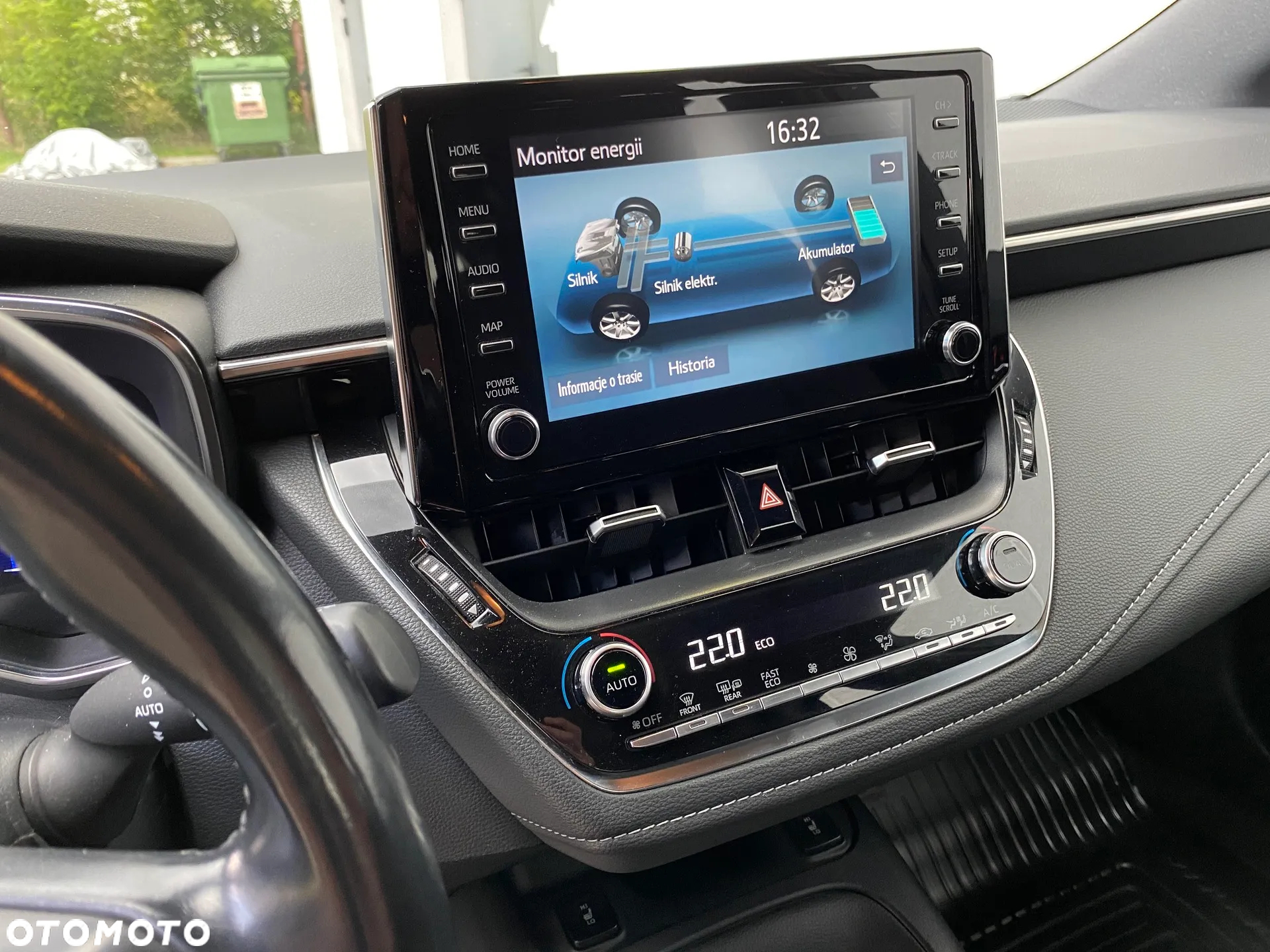 Toyota Corolla 1.8 Hybrid Comfort - 8