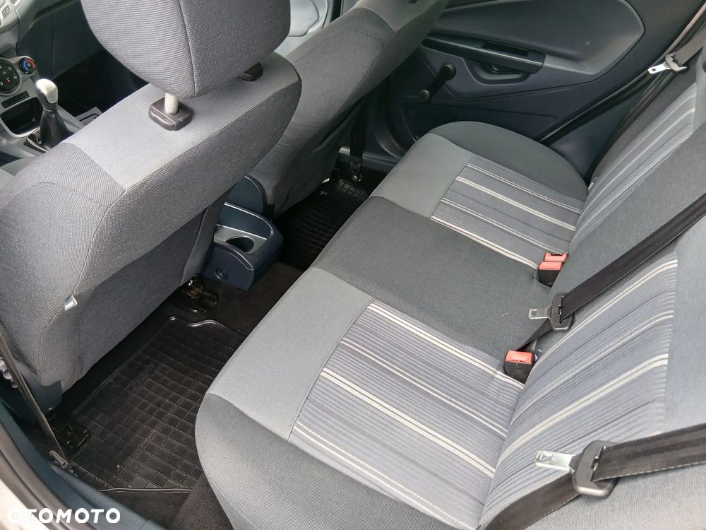 Ford Fiesta 1.25 Silver X (Ambiente) - 25