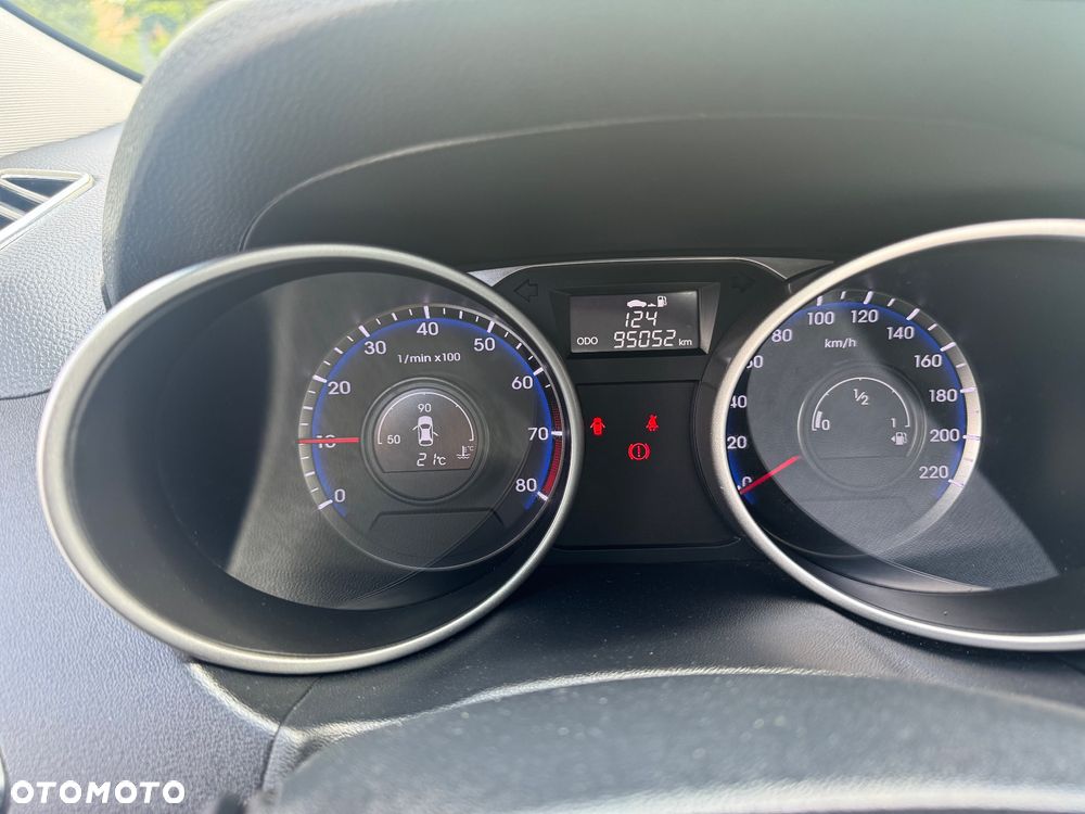 Hyundai ix35 blue 1.6 2WD Finale Gold - 32