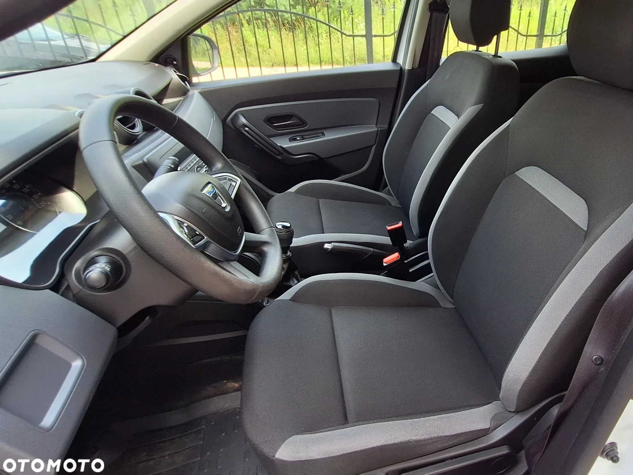 Dacia Duster 1.3 TCe FAP SL Look EU6d - 9