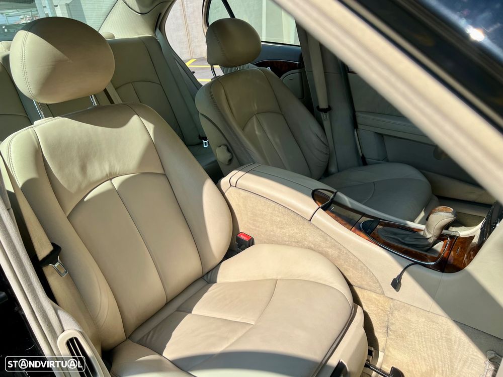 Mercedes-Benz E 220 CDi Elegance Aut. - 11