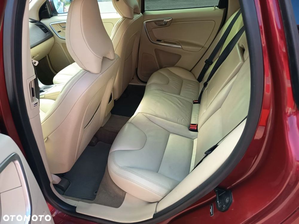 Volvo XC 60 3.2 AWD Summum - 13
