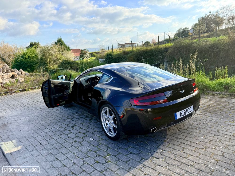 Aston Martin Vantage Coupe V8 Sportshift - 18