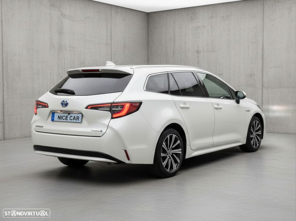 Toyota Corolla 1.8 Hybrid Dynamic - 2