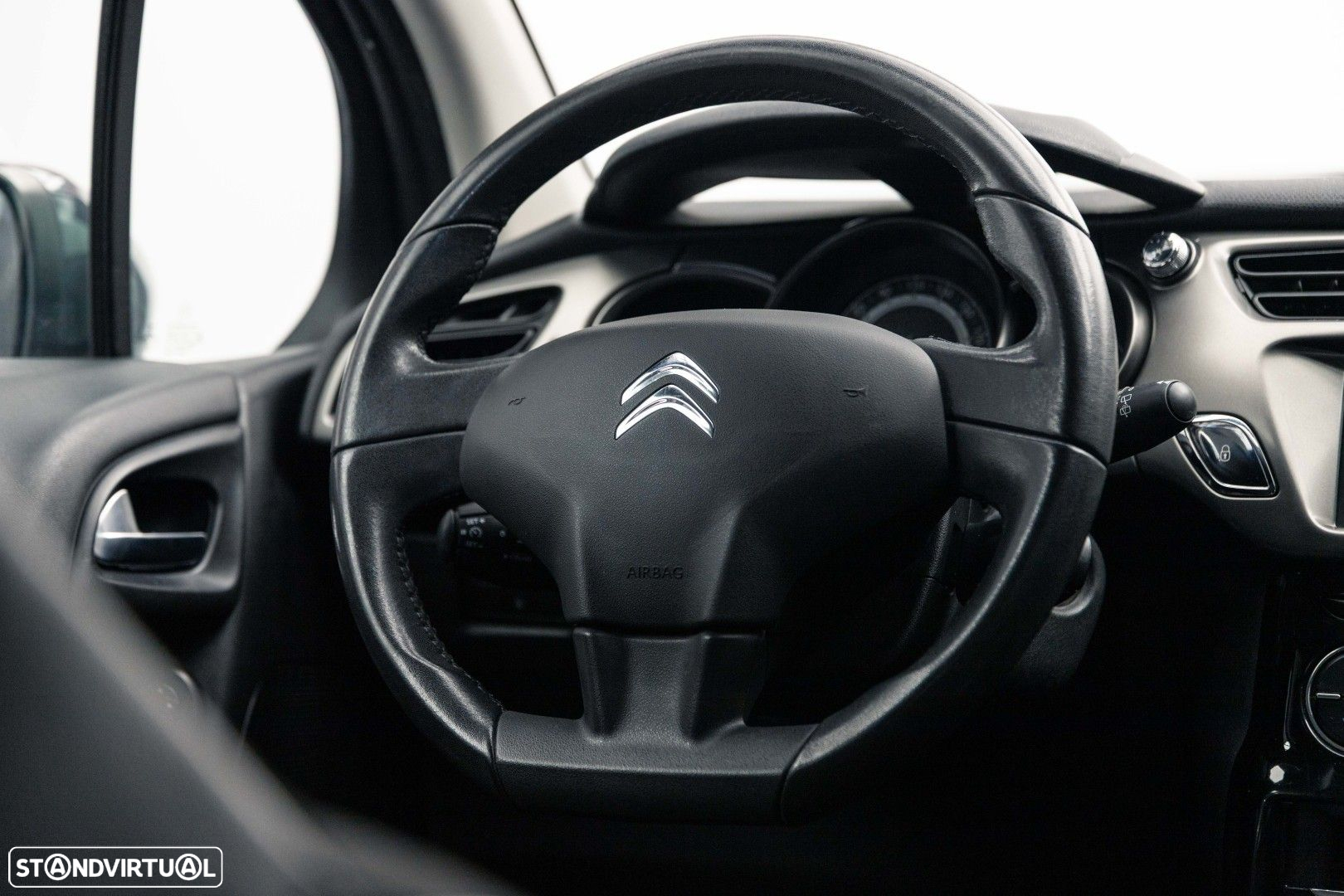 Citroën C3 1.2 PureTech Feel - 23