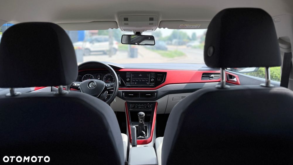 Volkswagen Polo 1.0 Blue Motion Technology beats - 28