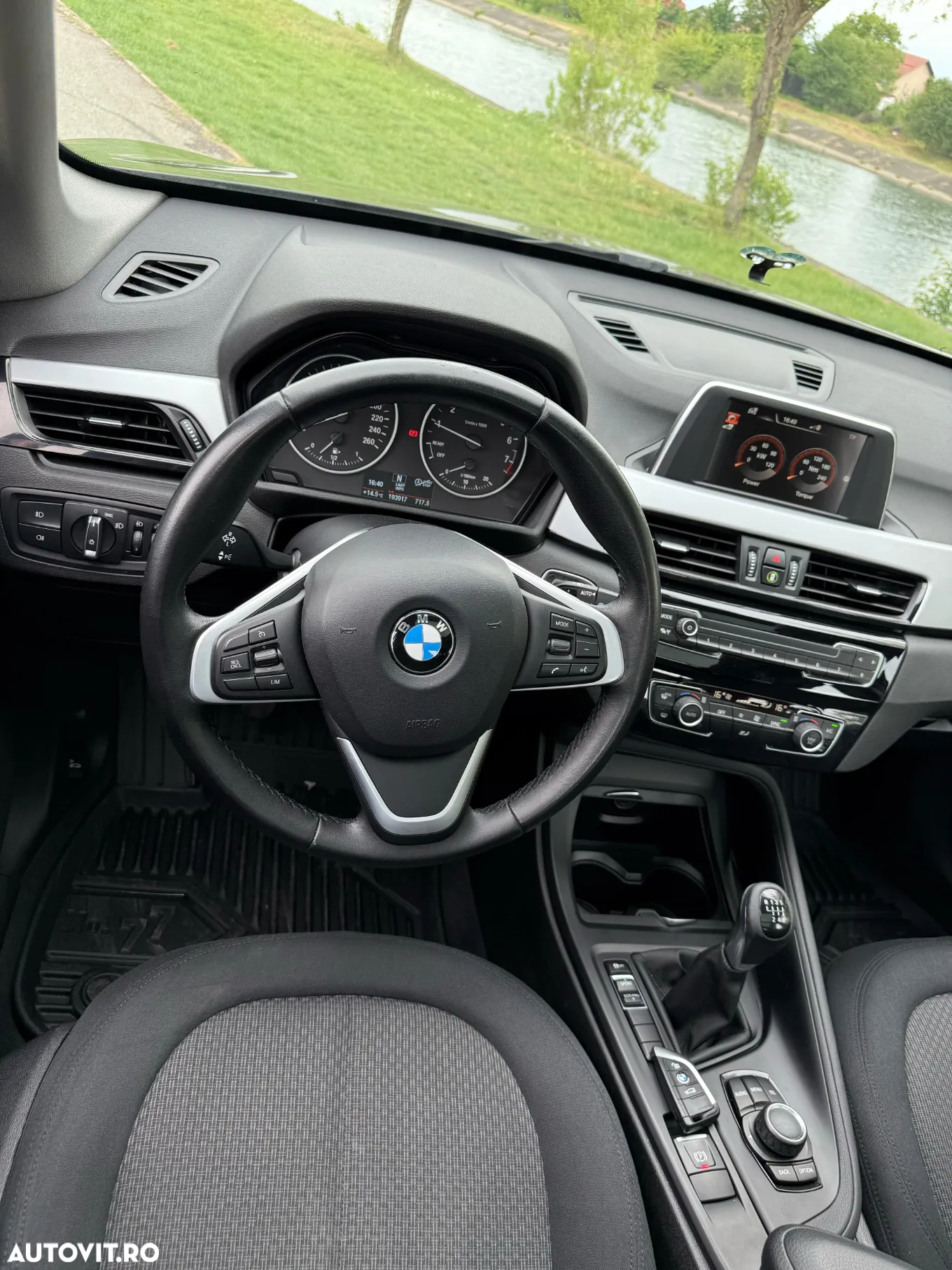 BMW X1 sDrive18i - 10